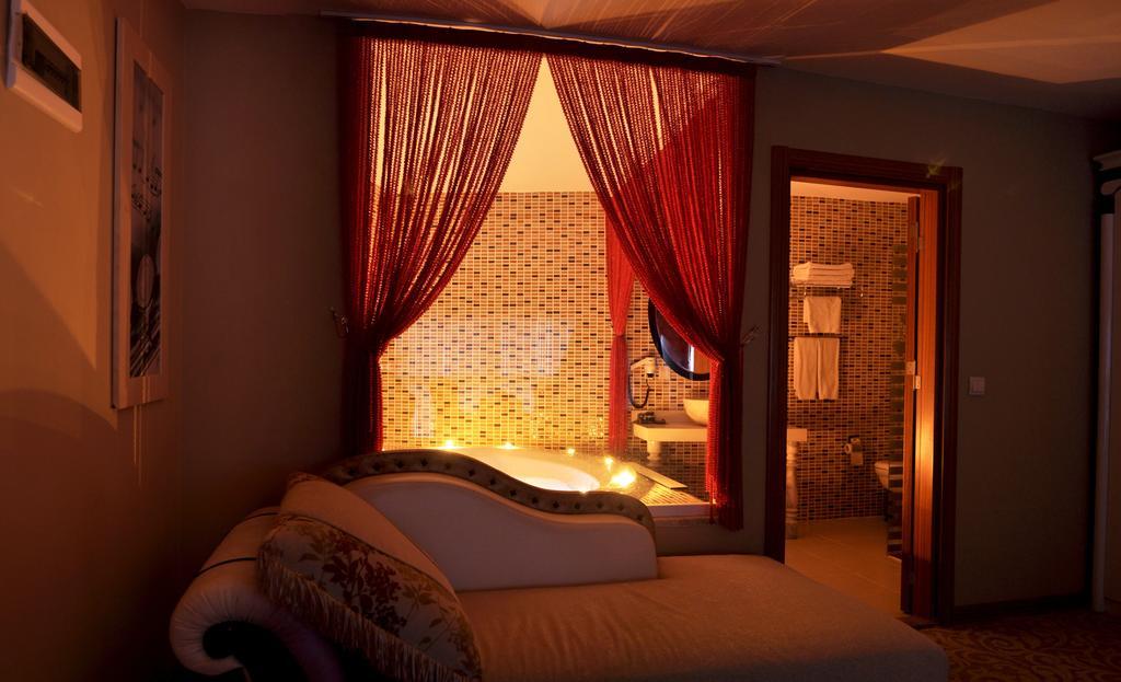 Demosan Hotel Karaman Extérieur photo