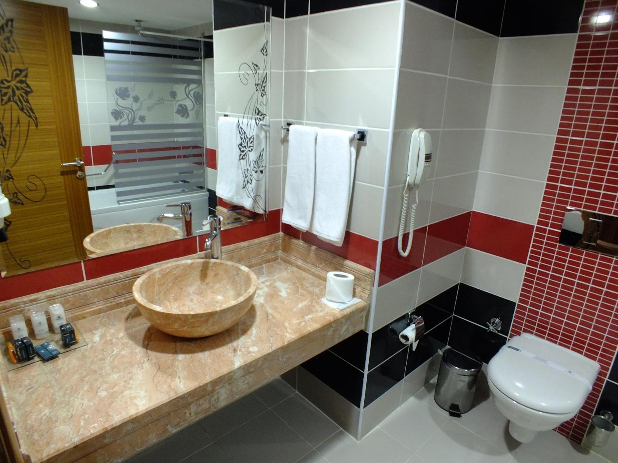 Demosan Hotel Karaman Extérieur photo