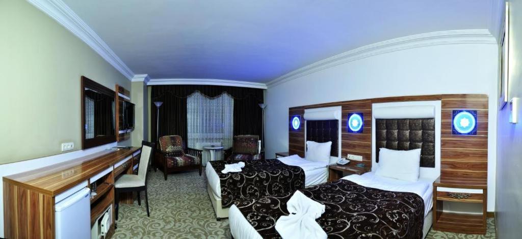 Demosan Hotel Karaman Extérieur photo